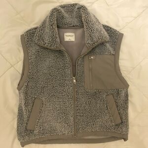 Abercrombie & Fitch Gray Fleece Vest